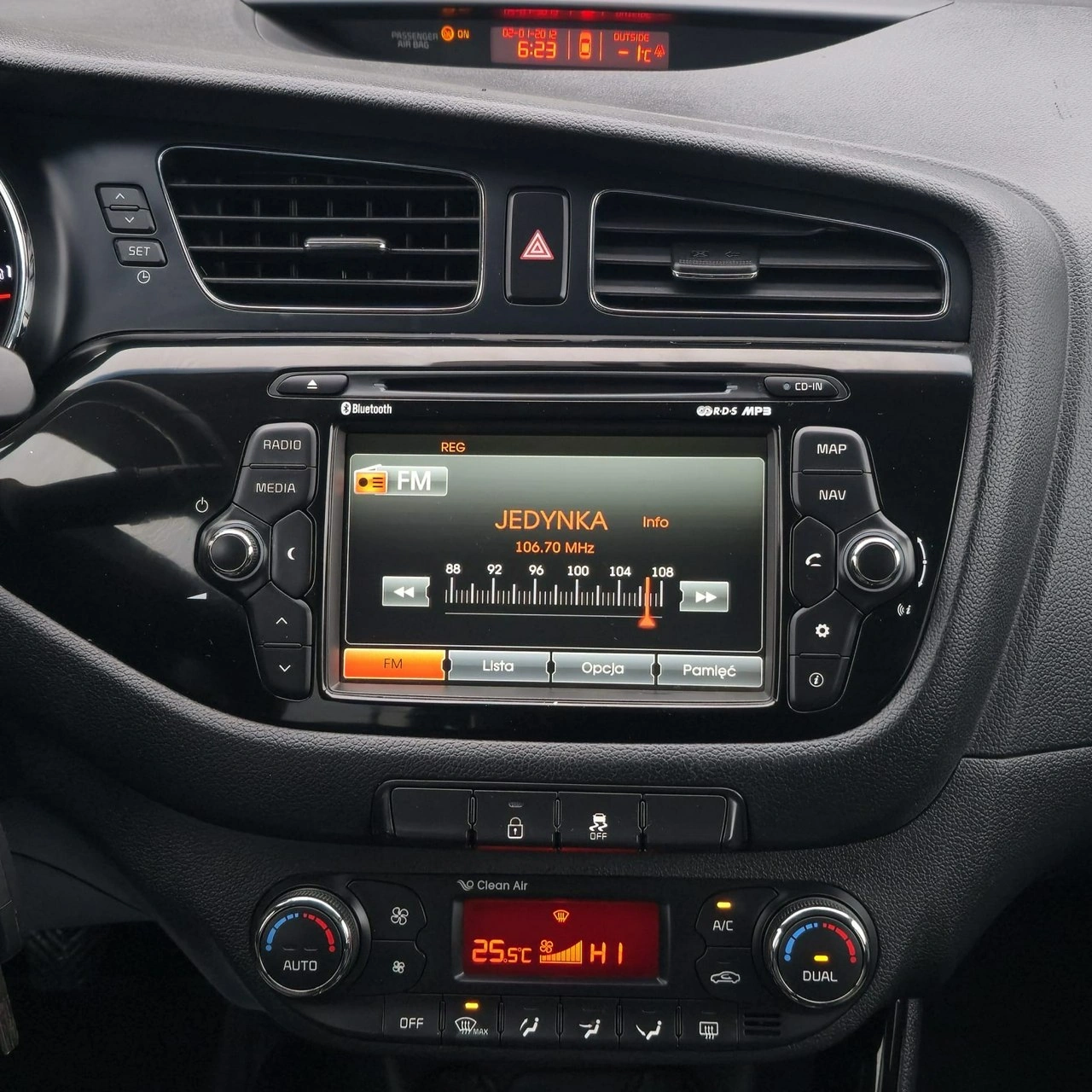 Kia Ceed - Zdjęcie 34