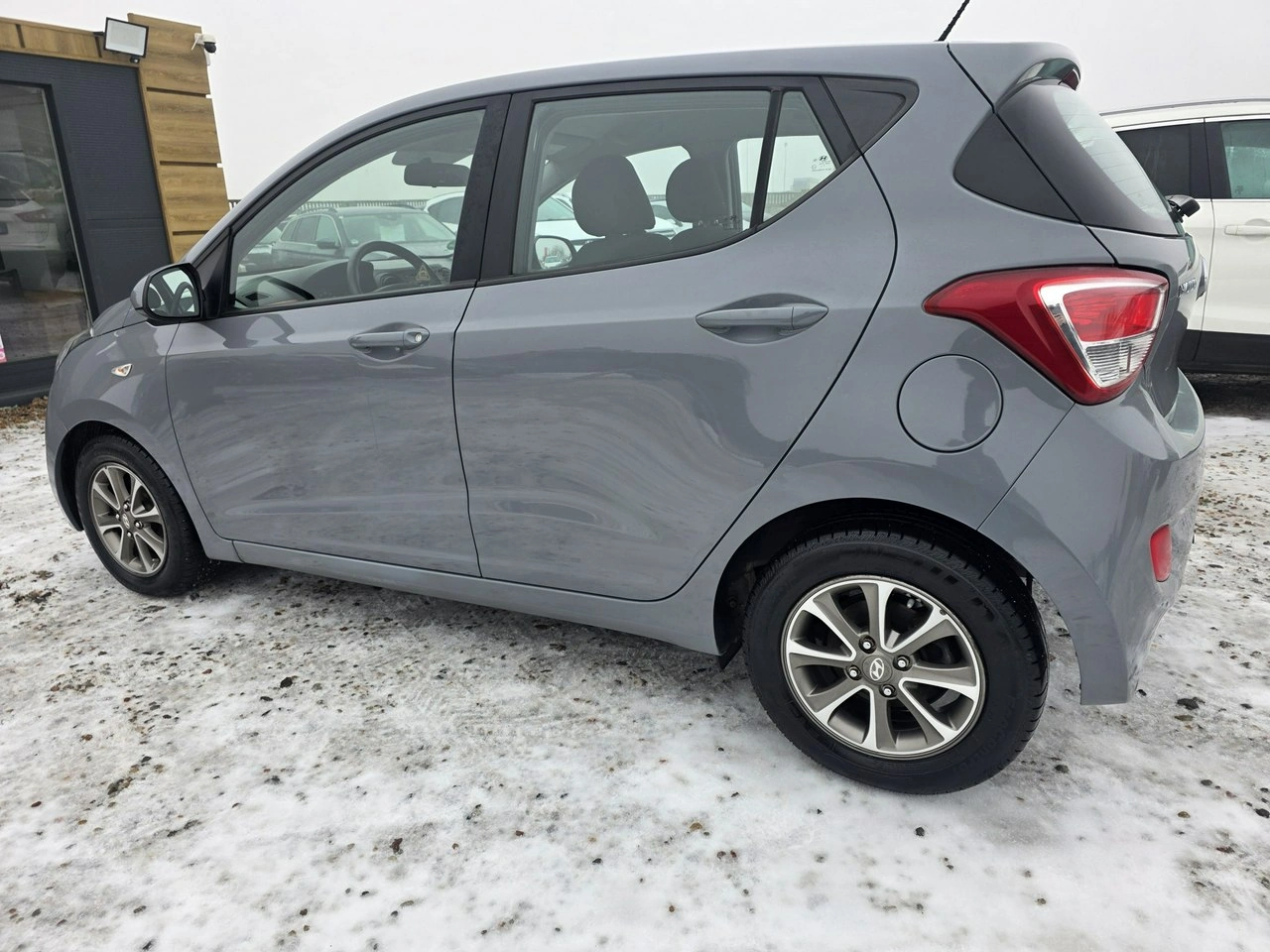 Hyundai i10 - Zdjęcie 9