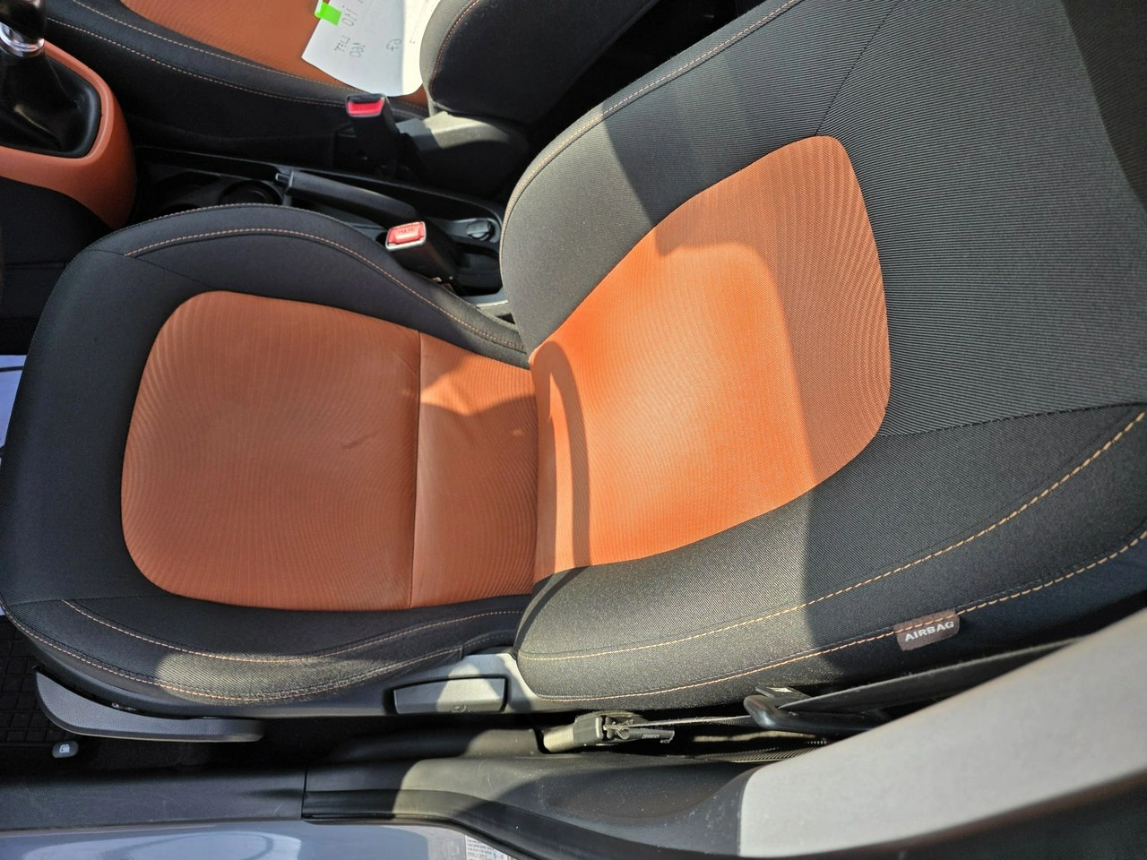 Hyundai i10 - Zdjęcie 11