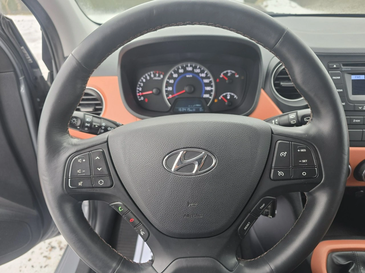 Hyundai i10 - Zdjęcie 24