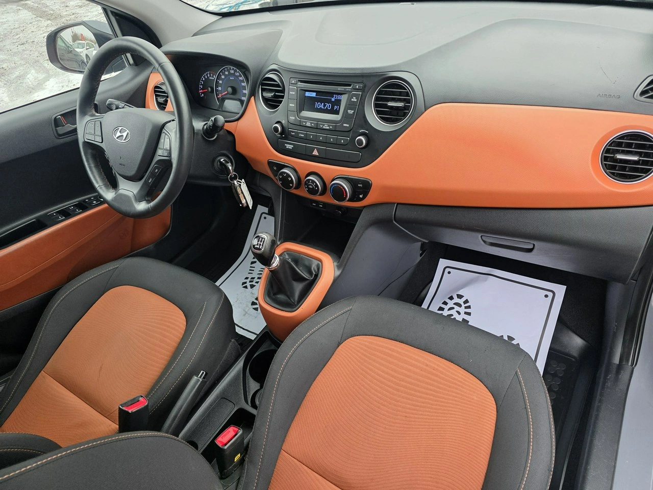 Hyundai i10 - Zdjęcie 2