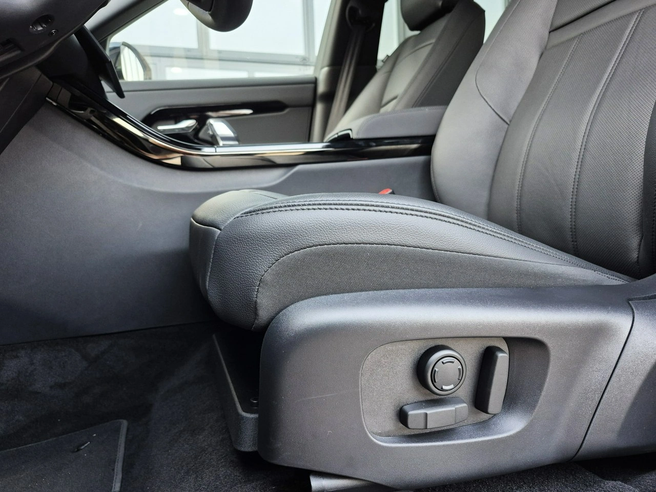 Land Rover Range Rover Evoque - Zdjęcie 17