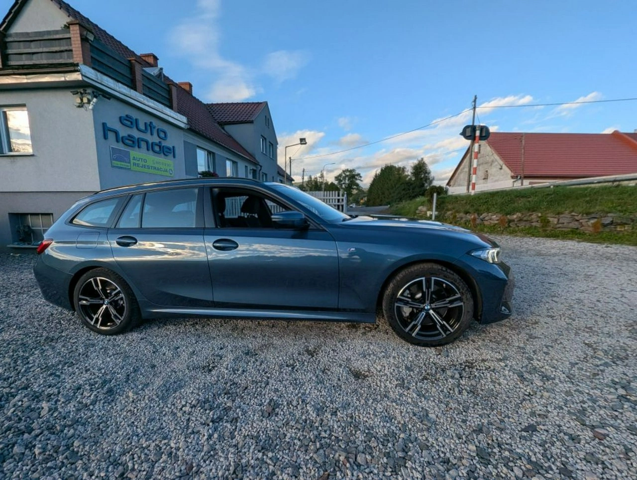 BMW 330 - Zdjęcie 1