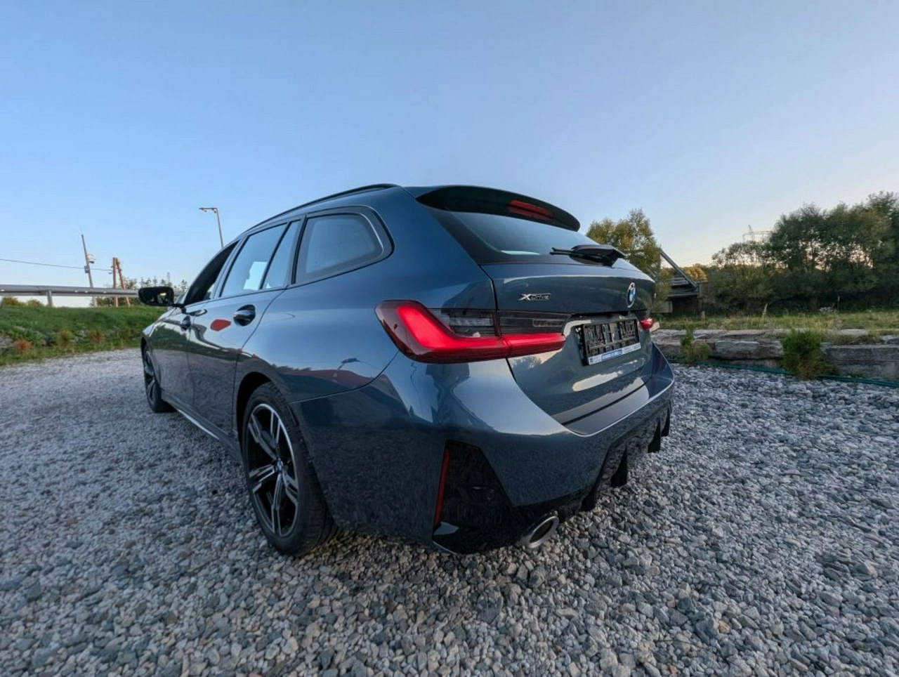 BMW 330 - Zdjęcie 2