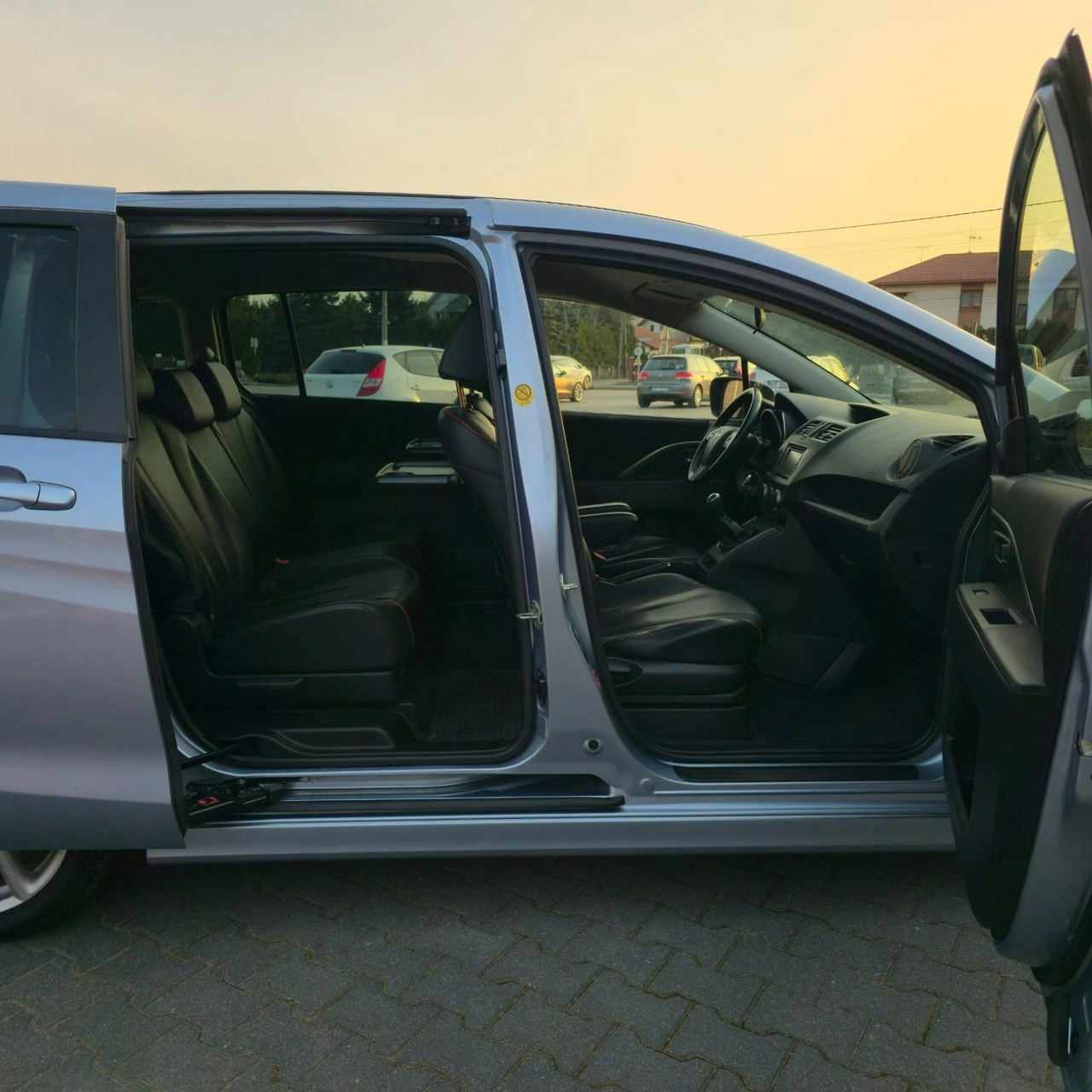 Mazda 5 - Zdjęcie 21
