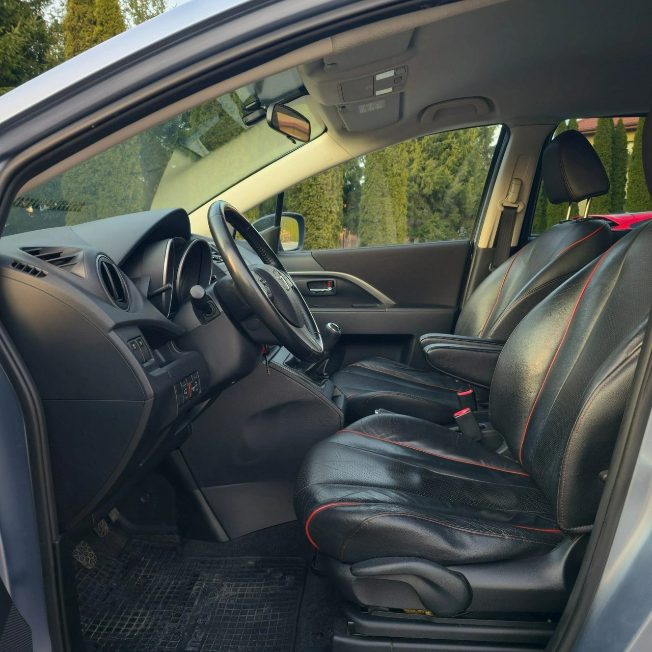 Mazda 5 - Zdjęcie 23