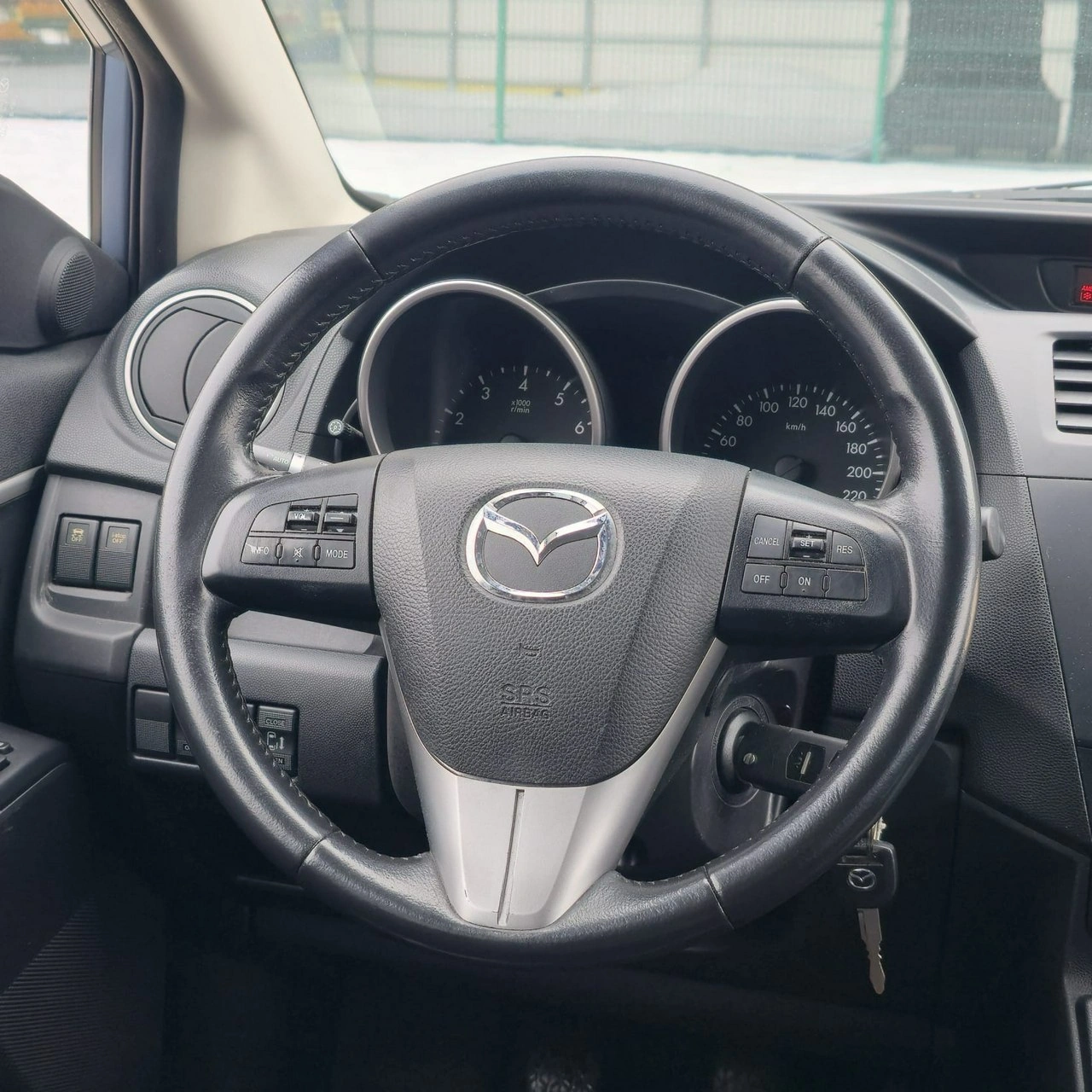 Mazda 5 - Zdjęcie 28