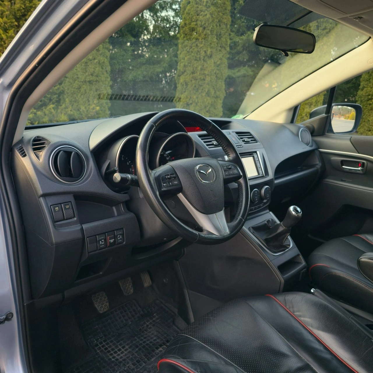 Mazda 5 - Zdjęcie 28