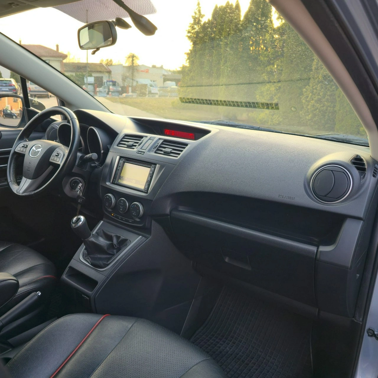 Mazda 5 - Zdjęcie 29