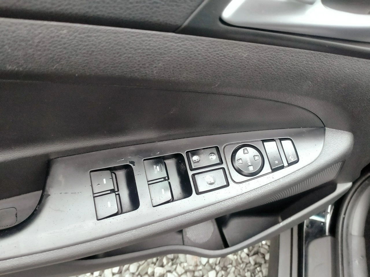 Hyundai Tucson - Zdjęcie 11