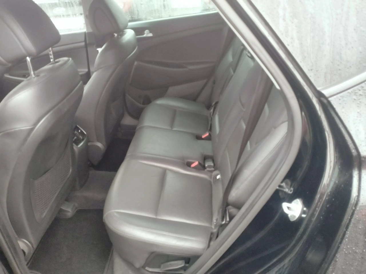 Hyundai Tucson - Zdjęcie 12