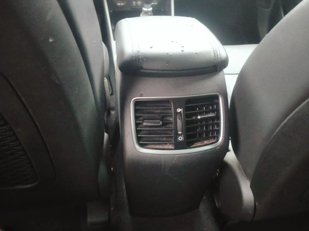 Hyundai Tucson - Zdjęcie 14