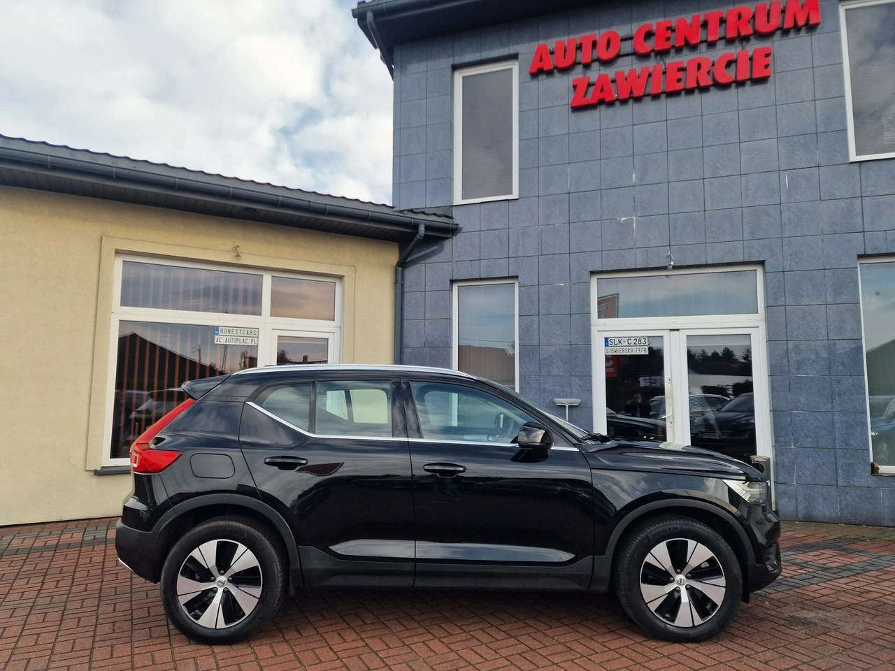 Volvo XC 40 - Zdjęcie 13