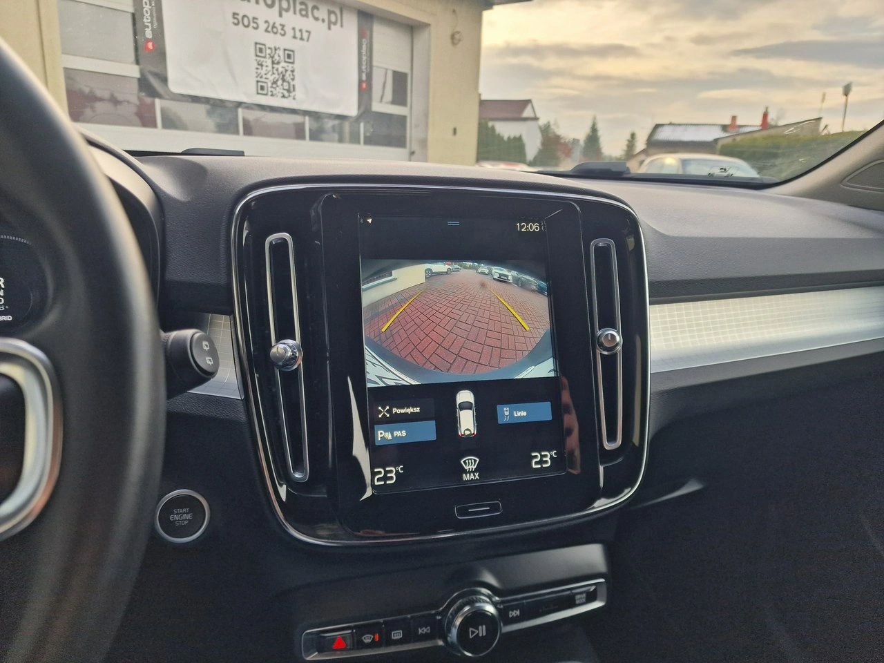 Volvo XC 40 - Zdjęcie 27