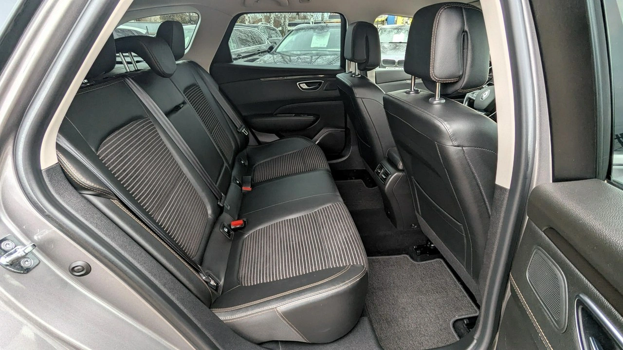 Renault Talisman - Zdjęcie 16