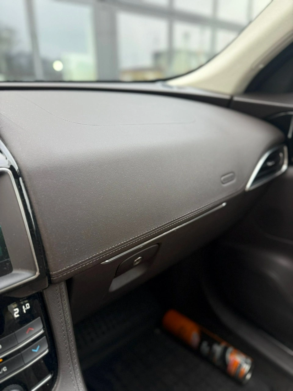 Jaguar F-Pace - Zdjęcie 26