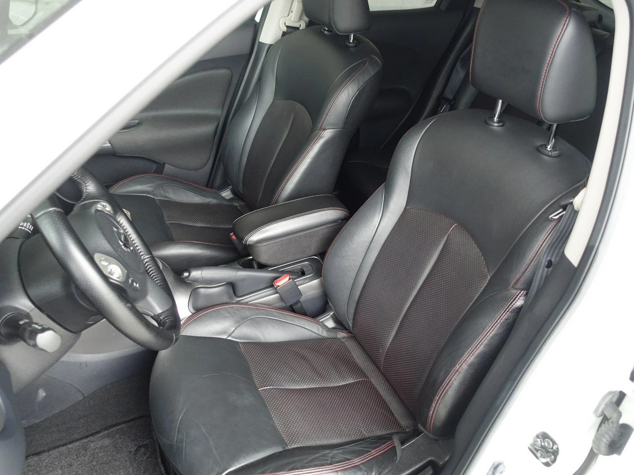 Nissan Juke - Zdjęcie 17