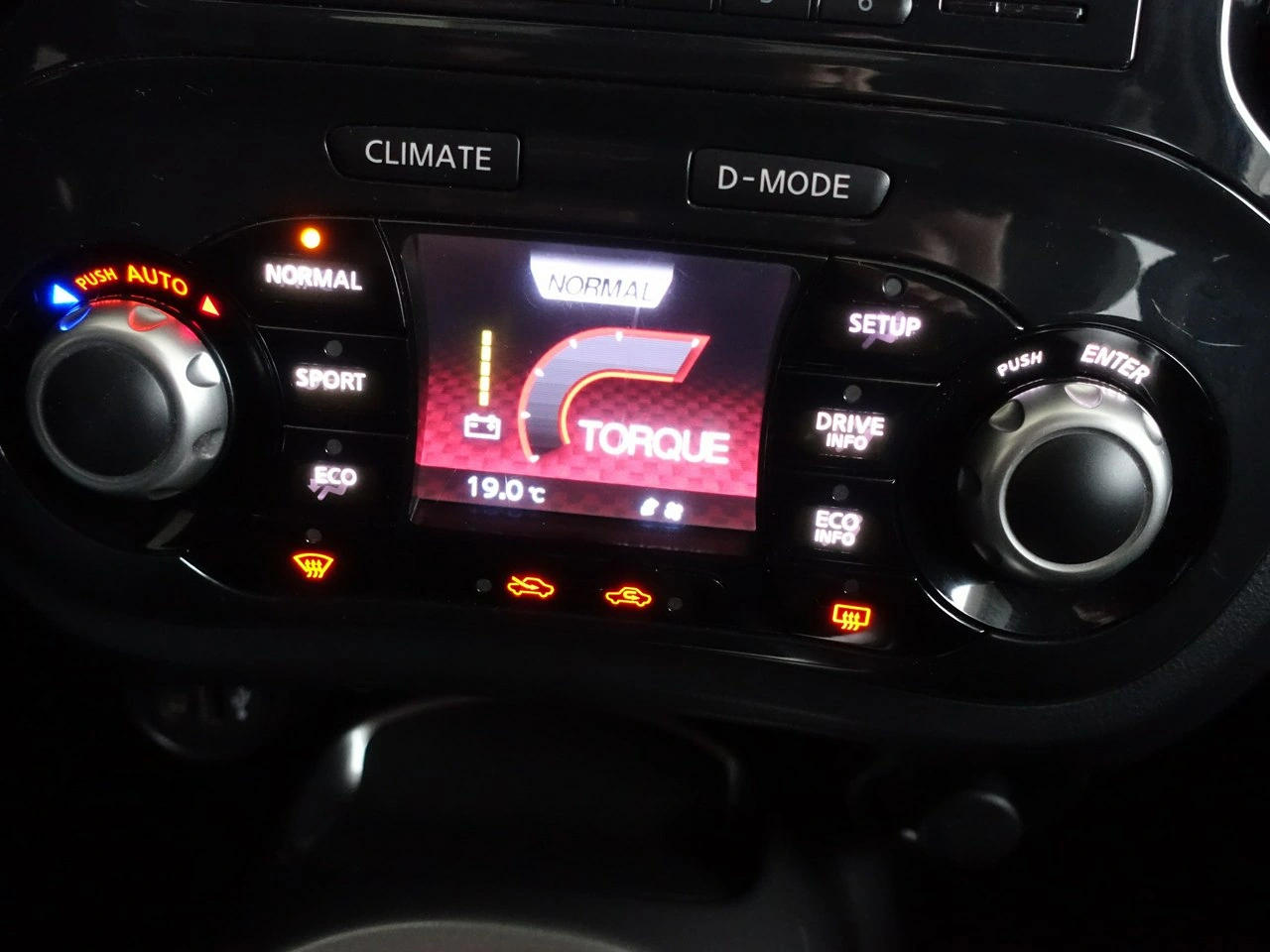 Nissan Juke - Zdjęcie 29