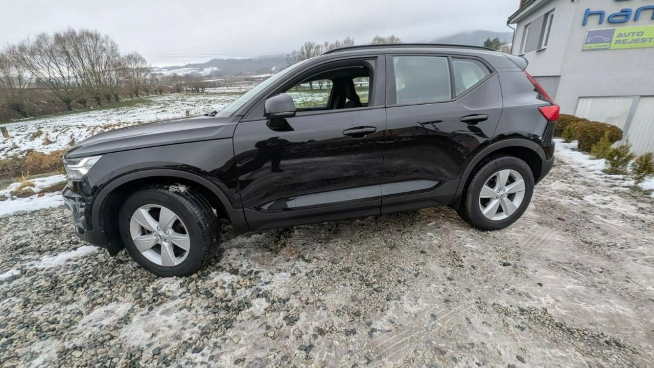 Volvo XC 40 - Zdjęcie 18