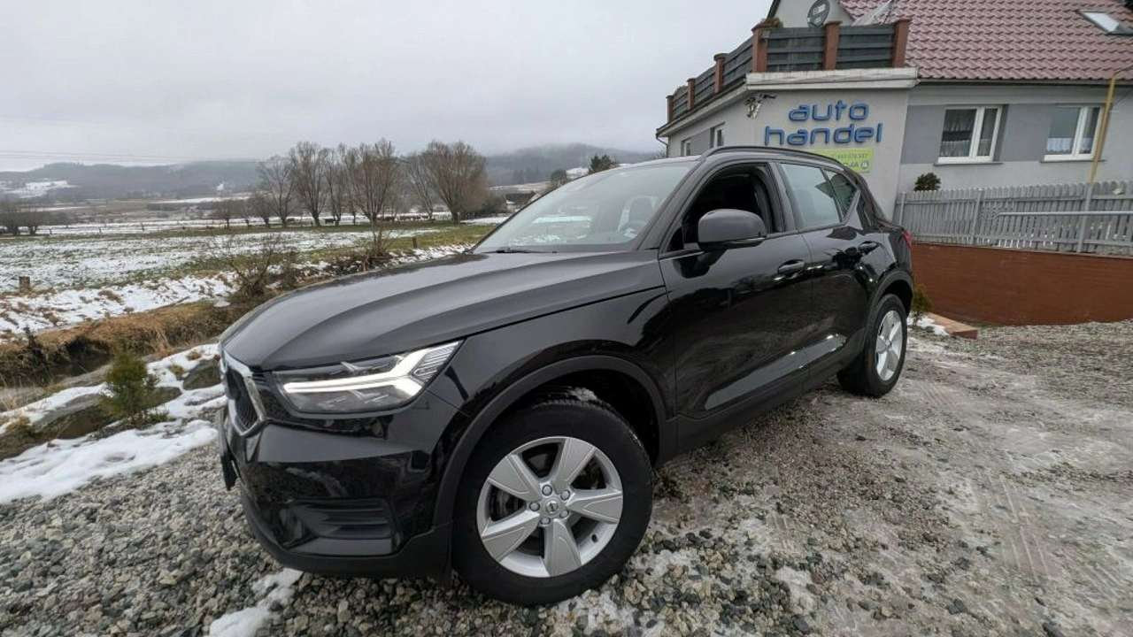 Volvo XC 40 - Zdjęcie 1