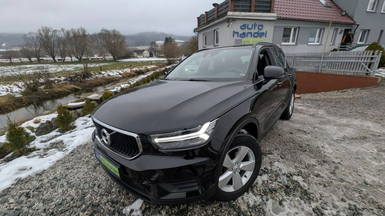 Volvo XC 40 - Zdjęcie 2