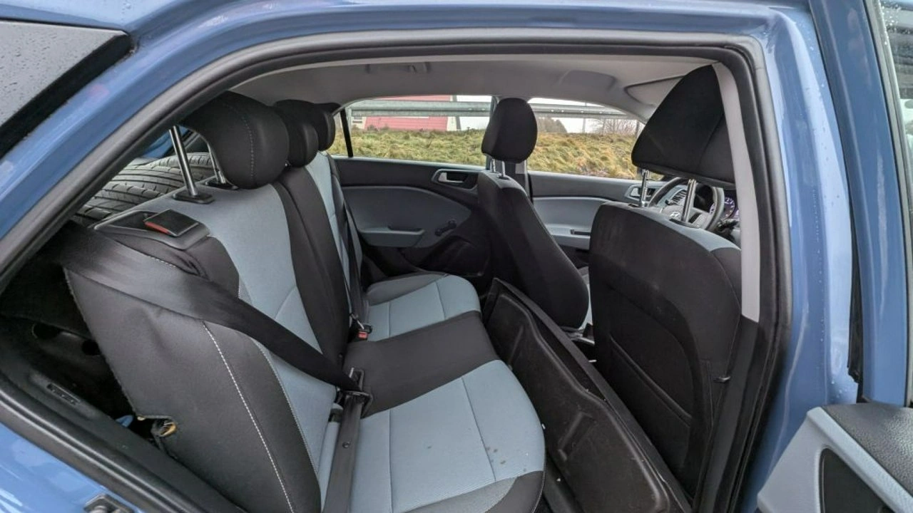 Hyundai i20 - Zdjęcie 6