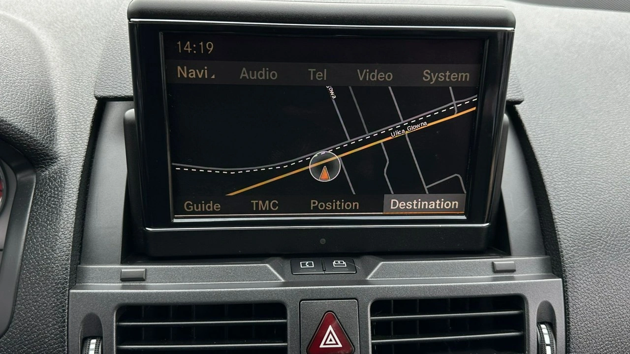 Mercedes C 200 - Zdjęcie 24