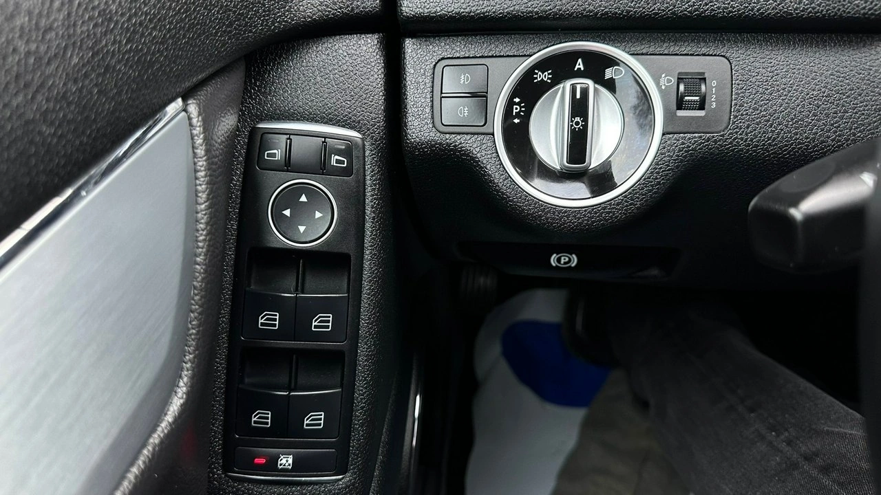 Mercedes C 200 - Zdjęcie 27