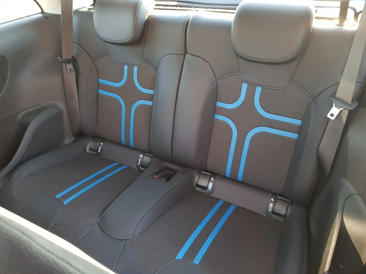 Opel Adam - Zdjęcie 14