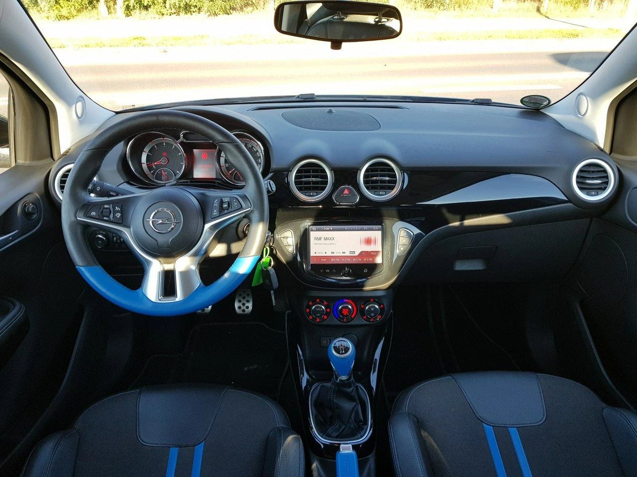 Opel Adam - Zdjęcie 15