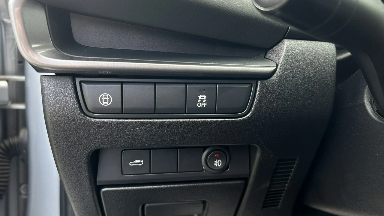 Mazda 3 - Zdjęcie 27