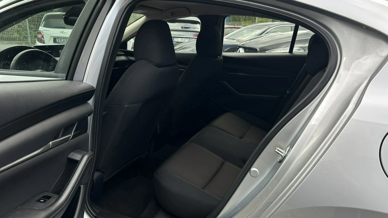 Mazda 3 - Zdjęcie 7