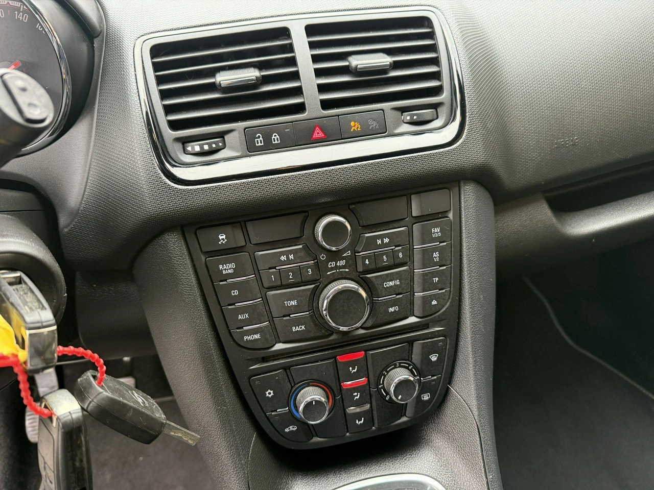 Opel Meriva - Zdjęcie 15