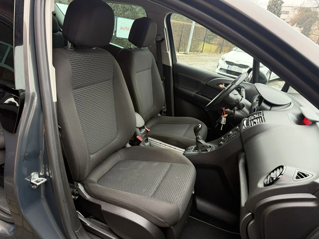 Opel Meriva - Zdjęcie 19