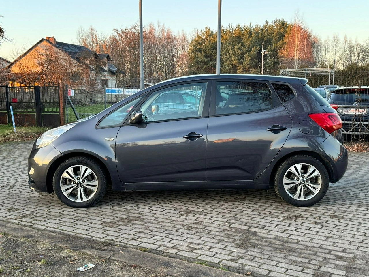 Kia Venga - Zdjęcie 13
