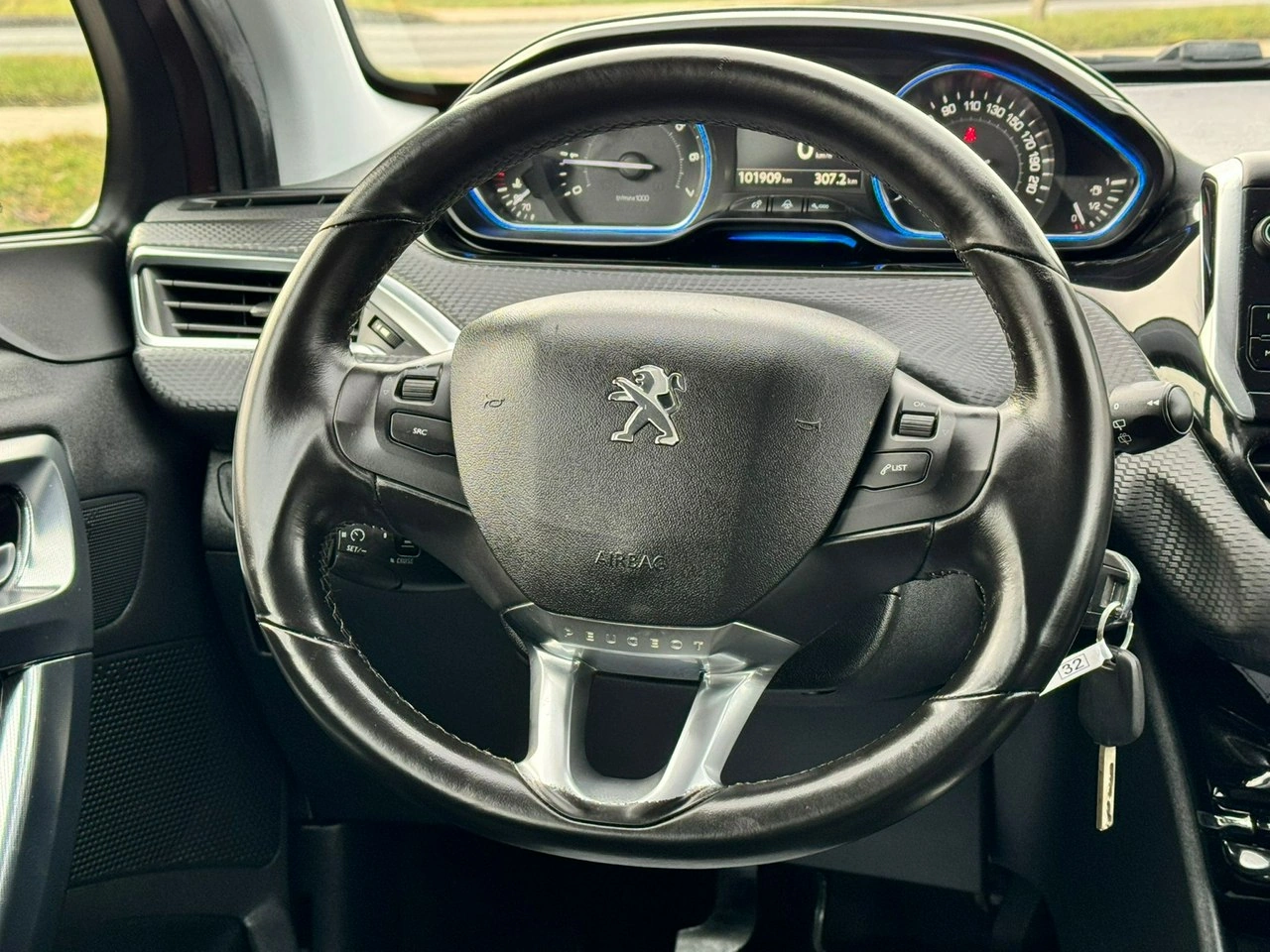 Peugeot 2008 - Zdjęcie 20