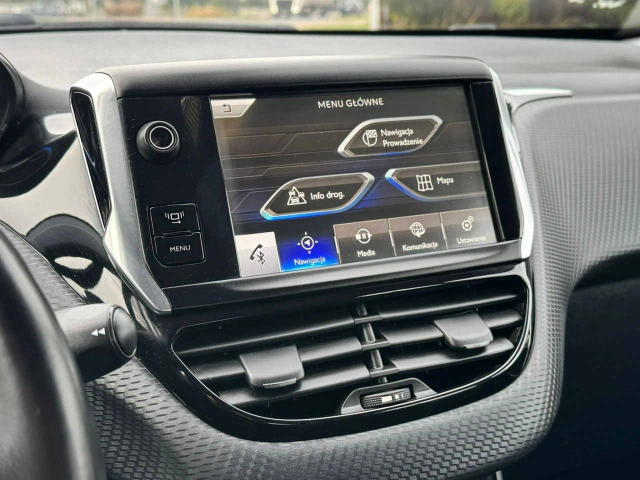 Peugeot 2008 - Zdjęcie 24