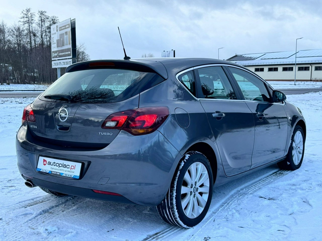 Opel Astra - Zdjęcie 11