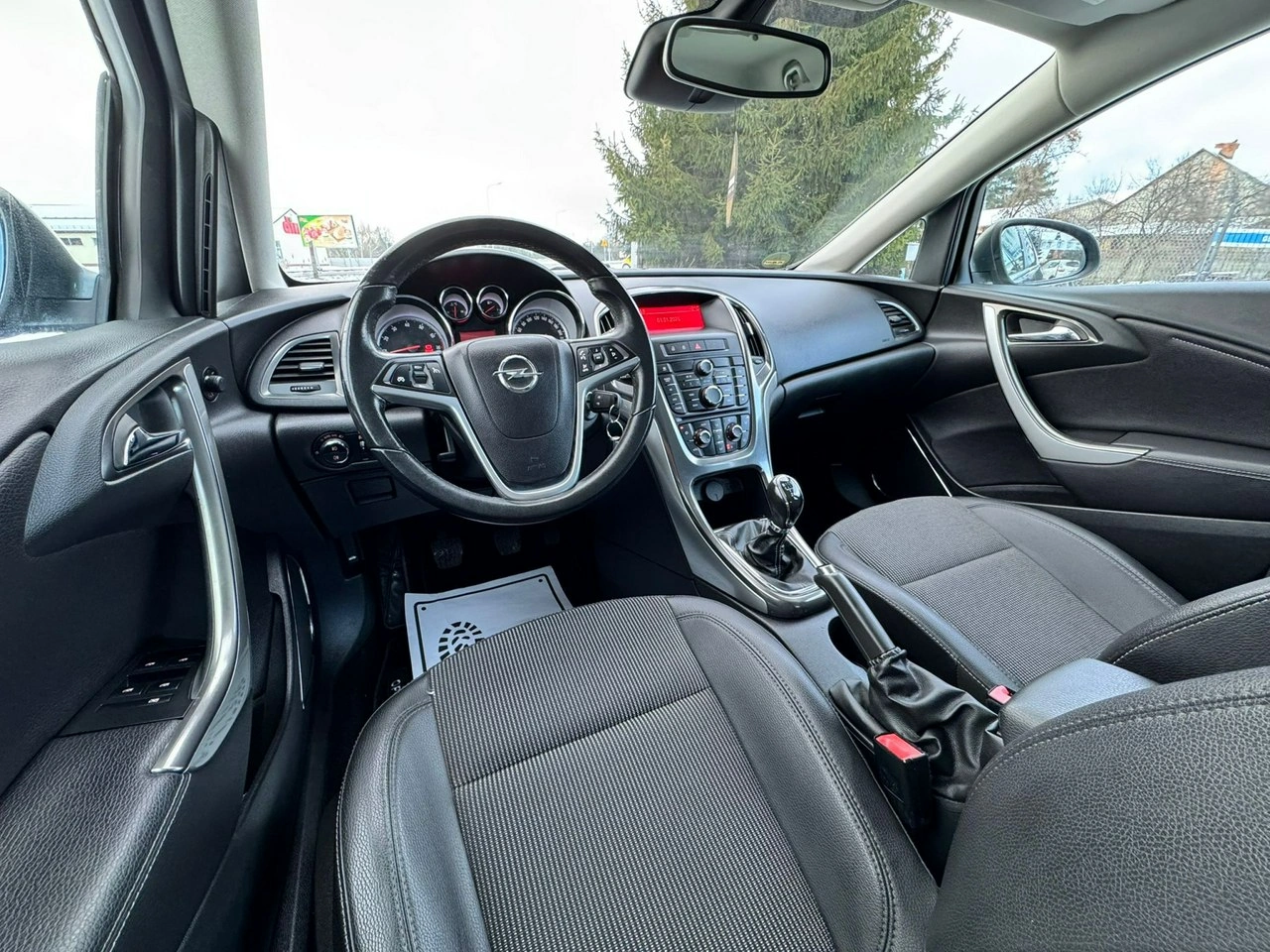 Opel Astra - Zdjęcie 22