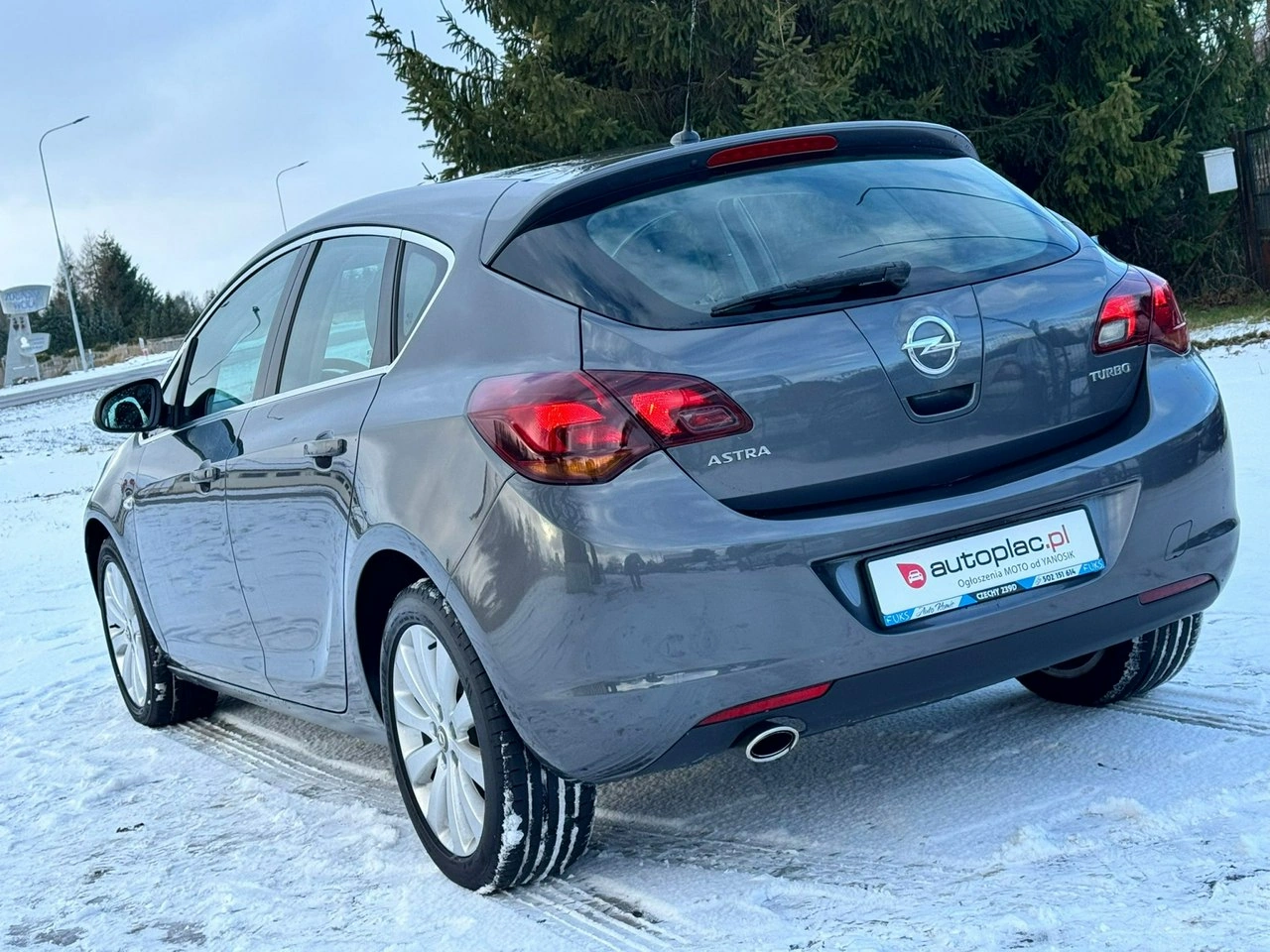 Opel Astra - Zdjęcie 3