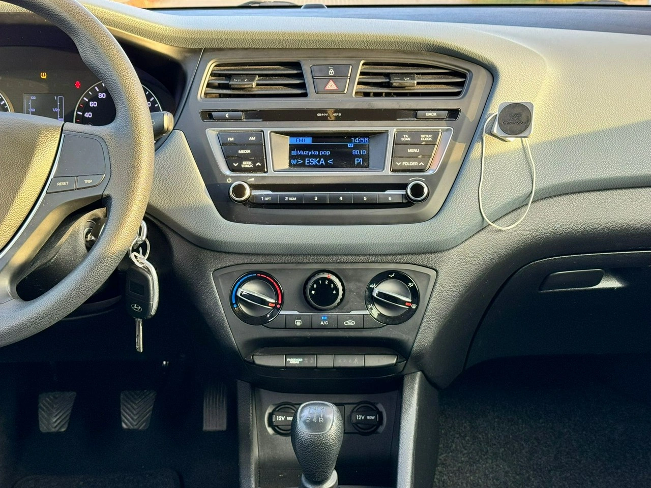 Hyundai i20 - Zdjęcie 17