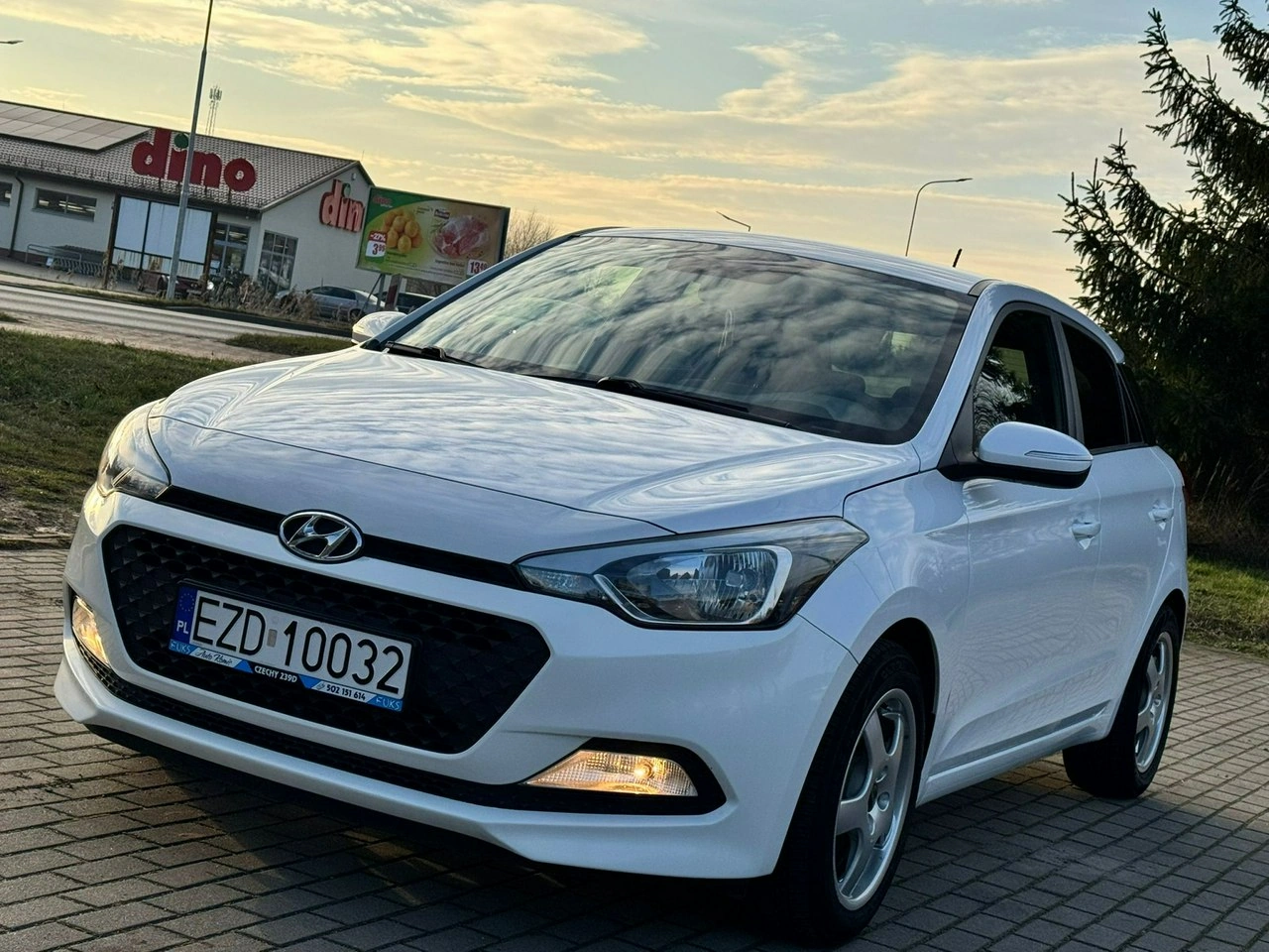 Hyundai i20 - Zdjęcie 2