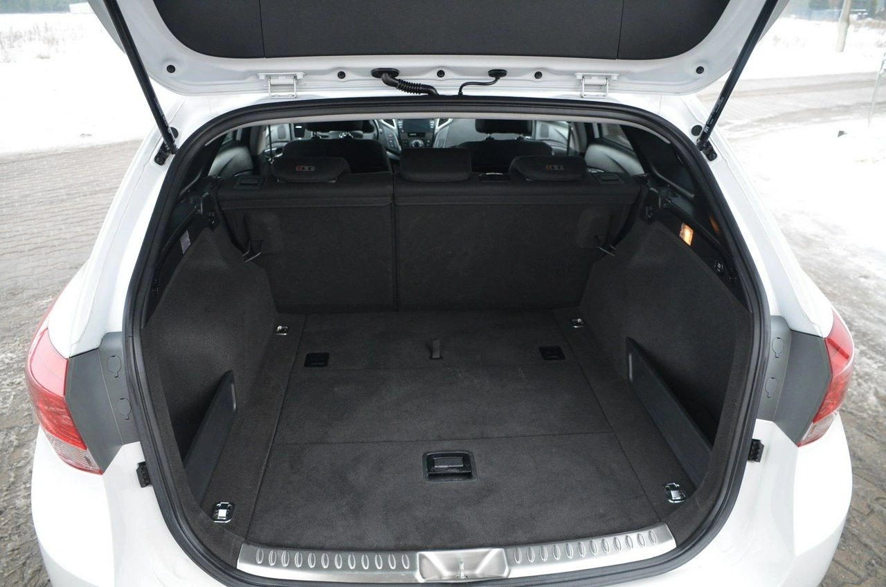 Hyundai i40 - Zdjęcie 21