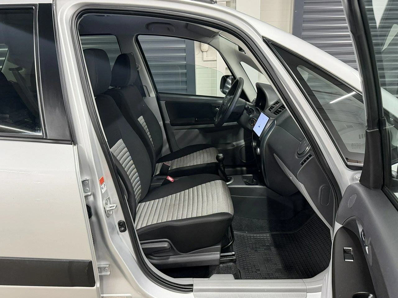 Suzuki SX4 - Zdjęcie 15