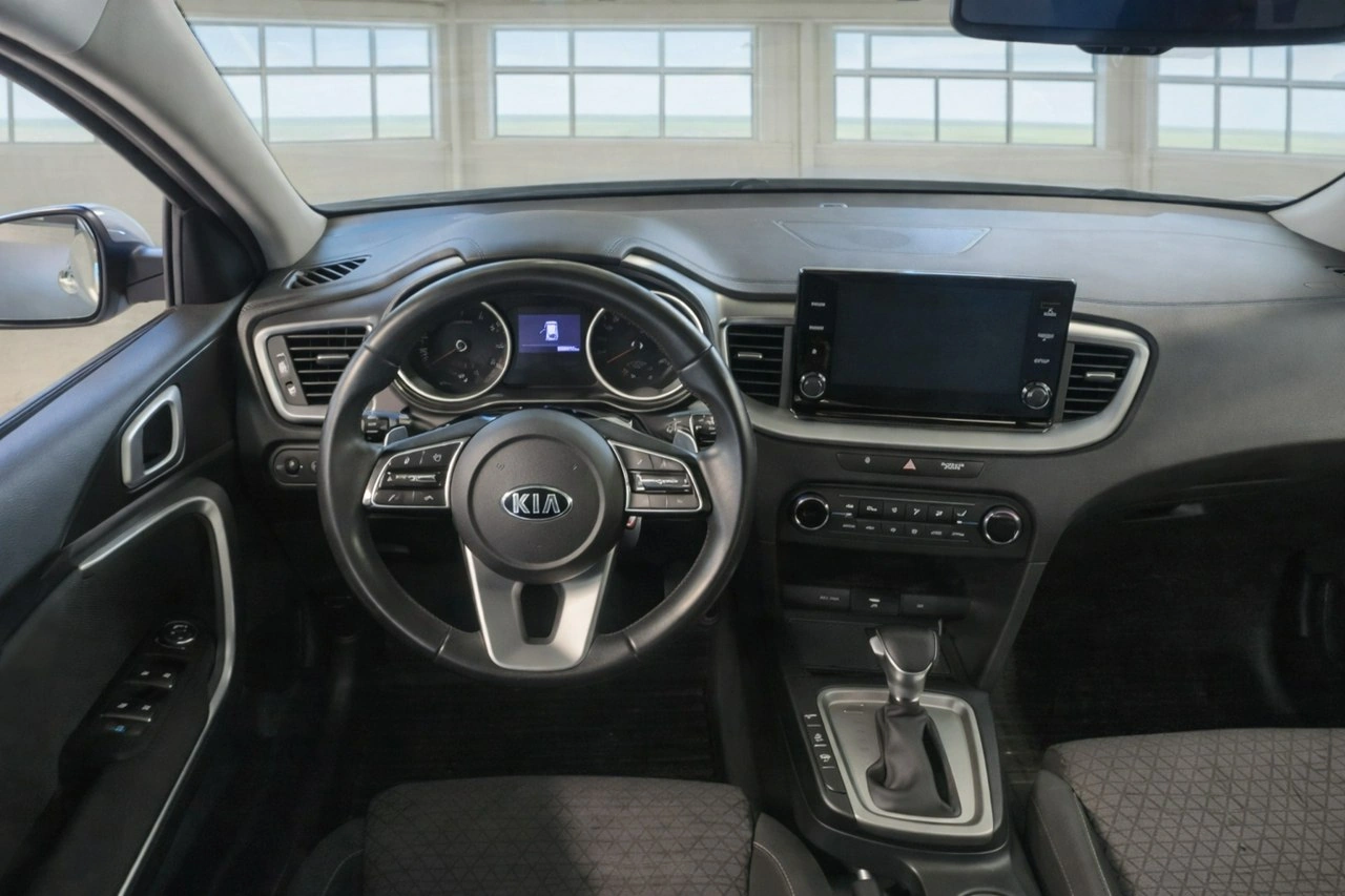 Kia Ceed - Zdjęcie 4