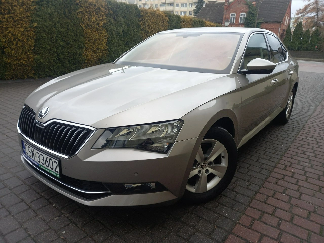 Skoda Superb - Zdjęcie 4