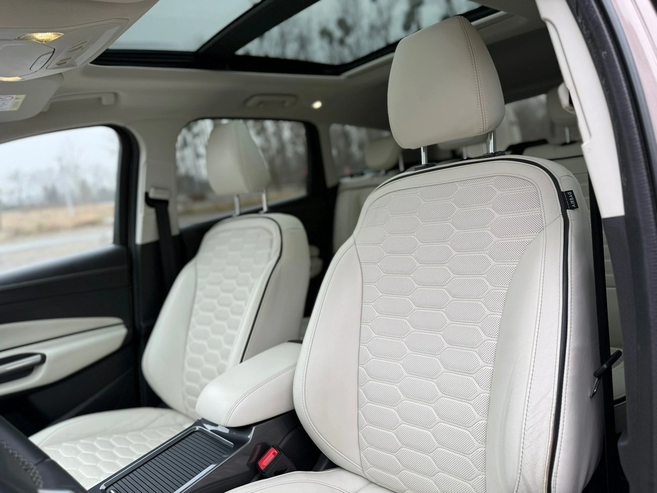 Ford Kuga - Zdjęcie 20