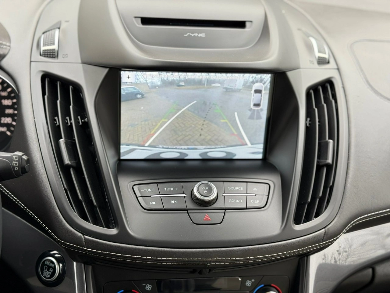 Ford Kuga - Zdjęcie 30