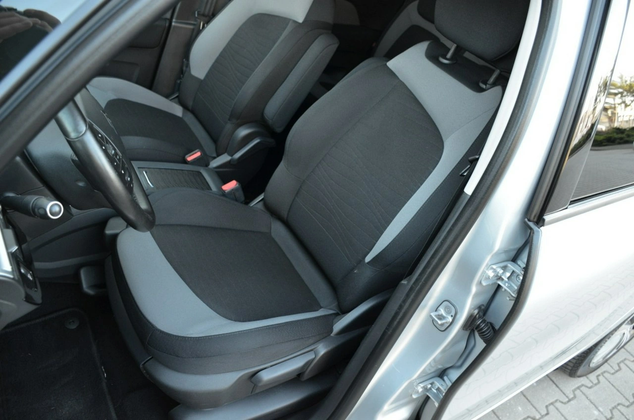 Citroën C4 Grand Picasso - Zdjęcie 22