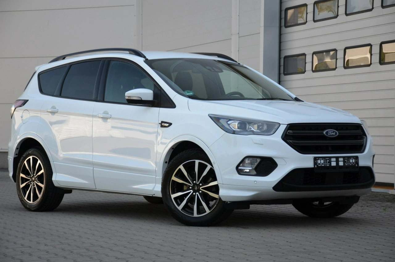 Ford Kuga - Zdjęcie 14
